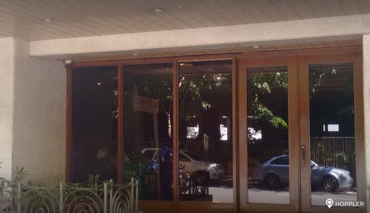 "2BR Condo for Rent in Sunrise Terrace, Legazpi Village, Makati"09