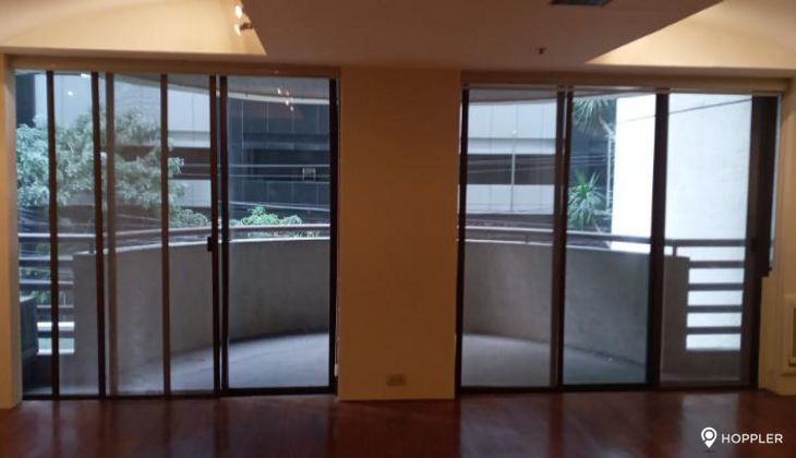 "2BR Condo for Rent in Parc Regent, Salcedo Village, Makati"05