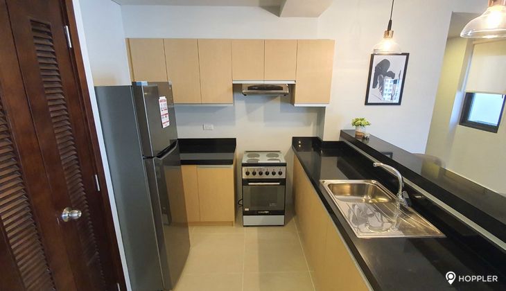 "2BR Condo for Rent in Escala Salcedo, Salcedo Village, Makati"04