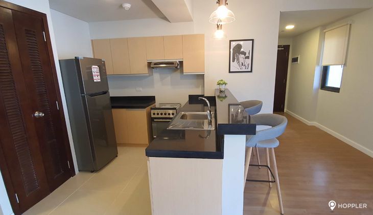 "2BR Condo for Rent in Escala Salcedo, Salcedo Village, Makati"05