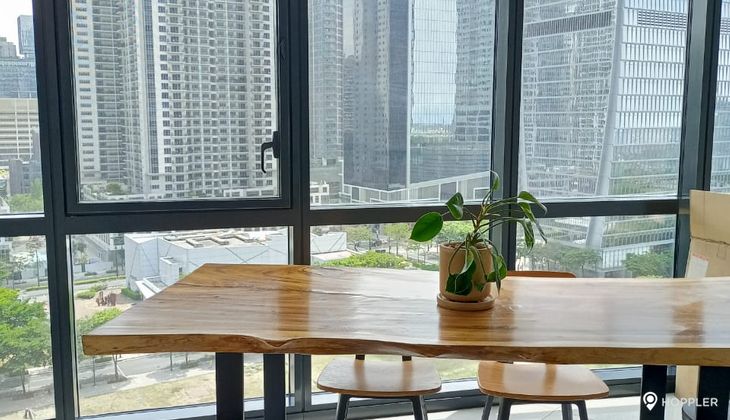 "2BR Condo for Rent in Arya Residences, BGC - Bonifacio Global City, Taguig"02