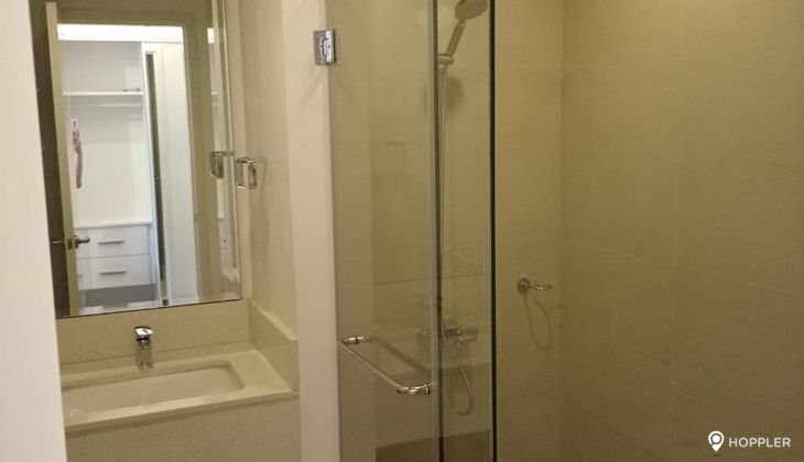"2BR Condo for Rent in Arya Residences, BGC - Bonifacio Global City, Taguig"06