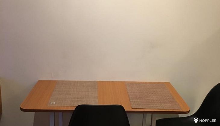 "Studio Condo for Rent in Eton Tower, Legazpi Village, Makati"04