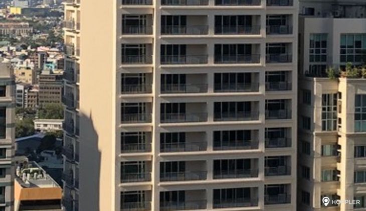 "2BR Condo for Rent in One Penn Place, Salcedo Village, Makati"06