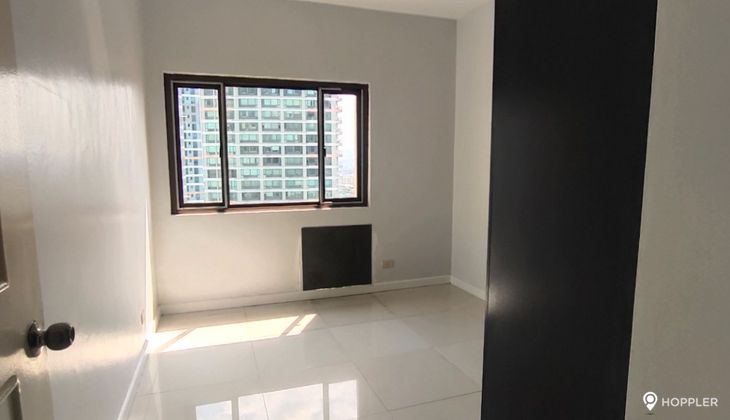 "3BR Condo for Rent in Eastwood Lafayette, Eastwood City, Quezon City"03