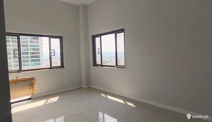 "3BR Condo for Rent in Eastwood Lafayette, Eastwood City, Quezon City"06