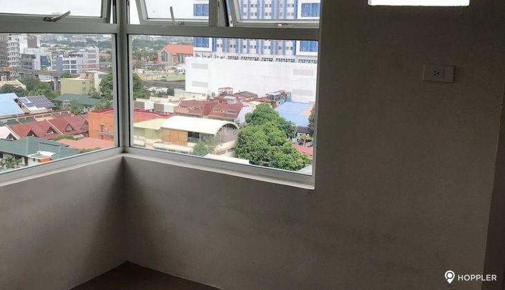 "3BR Condo for Rent in Gilmore Tower Condominium, New Manila, Quezon City"02