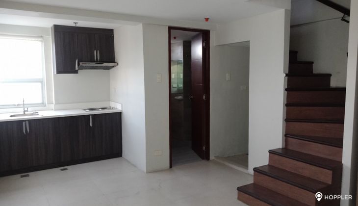 "3BR Condo for Rent in Gilmore Tower Condominium, New Manila, Quezon City"02