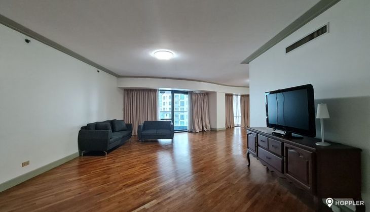 "3BR Condo for Rent in Luna Gardens, Rockwell Center, Makati"04