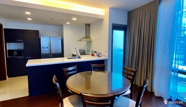 "2BR Condo for Rent in The Suites at One Bonifacio High Street, BGC - Bonifacio Global City, Taguig"06