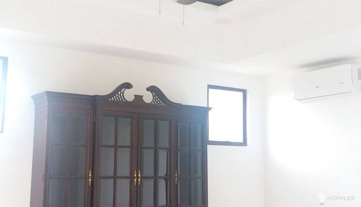 "3BR Condo for Rent in Eisenhower Condominium, Greenhills, San Juan"08