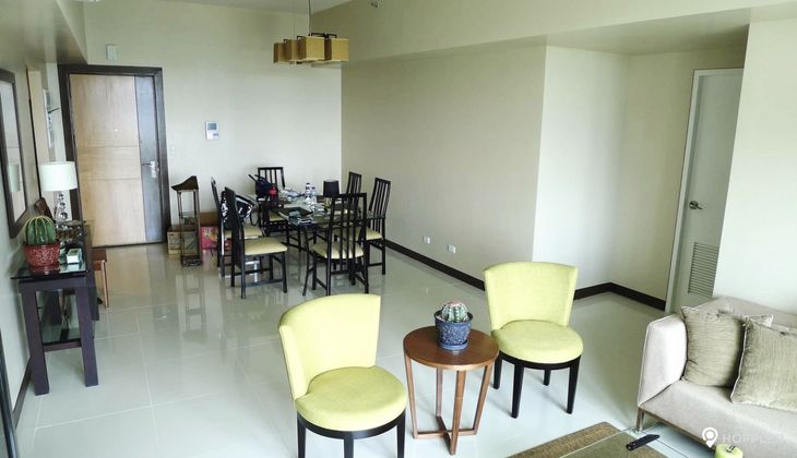 "2BR Condo for Rent in 8 Forbes Town Road, BGC - Bonifacio Global City, Taguig"04