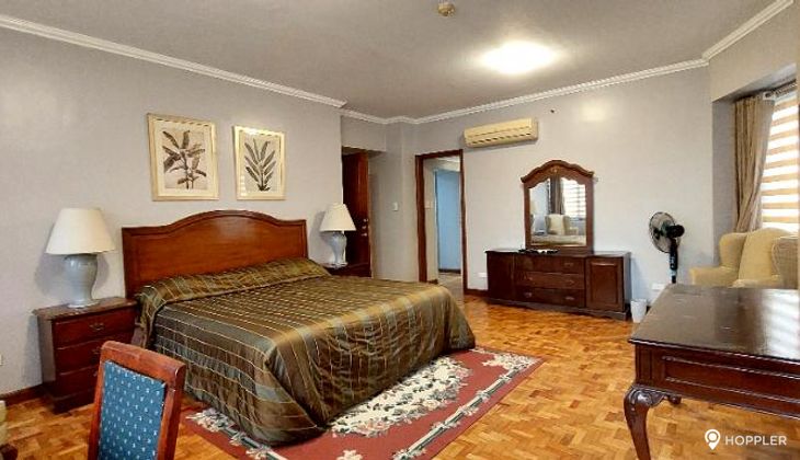 "3BR Condo for Rent in Pacific Plaza Ayala, Urdaneta Village, Makati"09