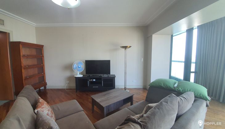 "3BR Condo for Rent in Hidalgo Place, Rockwell Center, Makati"02