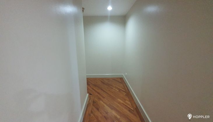 "3BR Condo for Rent in Hidalgo Place, Rockwell Center, Makati"05