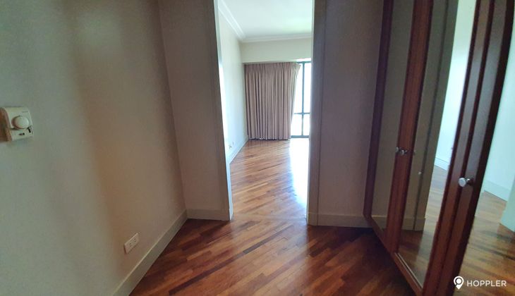 "3BR Condo for Rent in Hidalgo Place, Rockwell Center, Makati"08