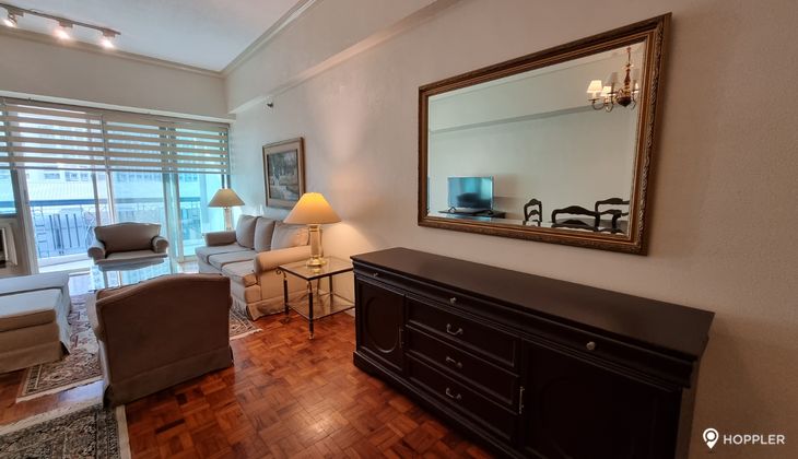 "2BR Condo for Rent in The Frabella 1, Legazpi Village, Makati"03