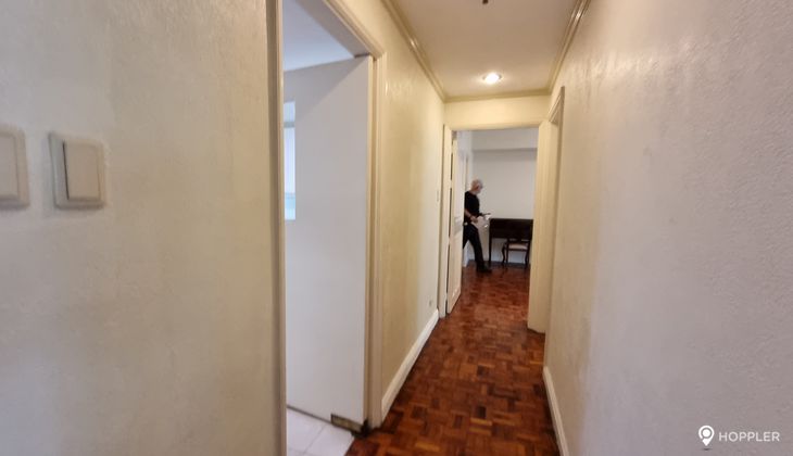 "2BR Condo for Rent in The Frabella 1, Legazpi Village, Makati"09