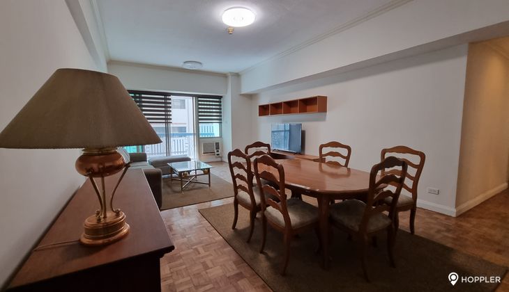 "2BR Condo for Rent in The Frabella 1, Legazpi Village, Makati"04