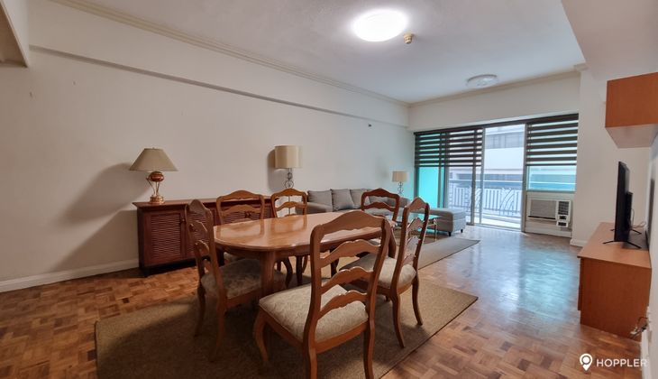 "2BR Condo for Rent in The Frabella 1, Legazpi Village, Makati"08