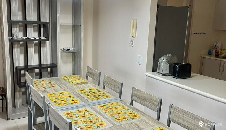 "2BR Condo for Rent in Senta, Legazpi Village, Makati"02