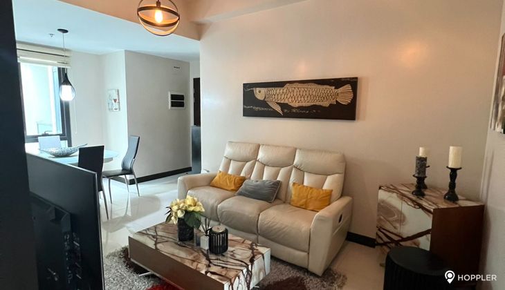"2BR Condo for Rent in Greenbelt Hamilton, Legazpi Village, Makati"02