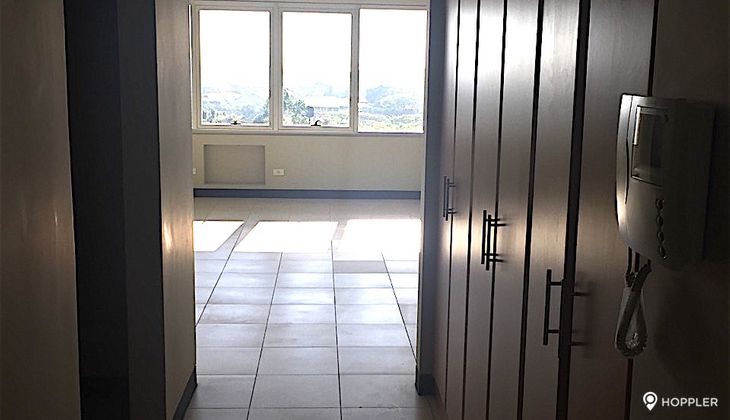 "1BR Condo for Rent in Fairways Tower, BGC - Bonifacio Global City, Taguig"04