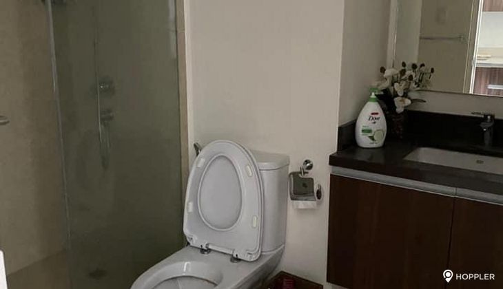 "Studio Condo for Rent in Shang Salcedo Place, Salcedo Village, Makati"03