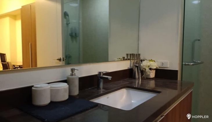 "Studio Condo for Rent in Shang Salcedo Place, Salcedo Village, Makati"04