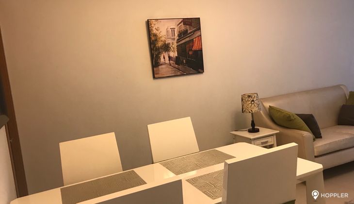 "Studio Condo for Rent in Greenbelt Madison, Legazpi Village, Makati"02