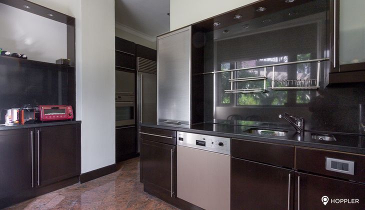 "3BR Condo for Rent in Essensa, BGC - Bonifacio Global City, Taguig"02