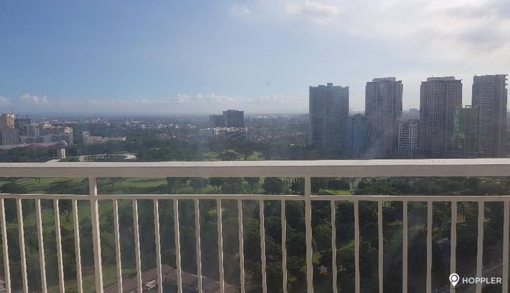 "2BR Condo for Rent in The Sequoia at Two Serendra, BGC - Bonifacio Global City, Taguig"03