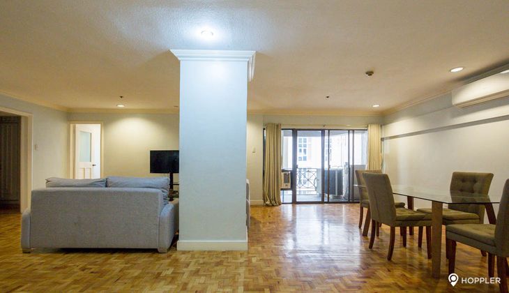 "2BR Condo for Rent in La Maison, San Lorenzo Village, Makati"08
