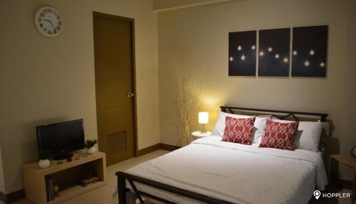 "Studio Condo for Rent in The Palmtree Villas, Newport, Pasay"02