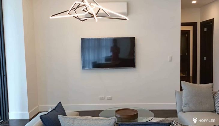 "2BR Condo for Rent in Garden Towers, Legazpi Village, Makati"05