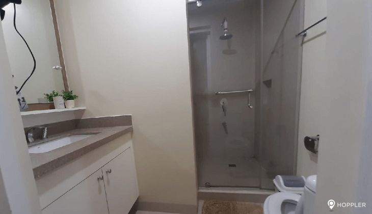 "2BR Condo for Rent in The Grove by Rockwell, Ugong, Pasig"06