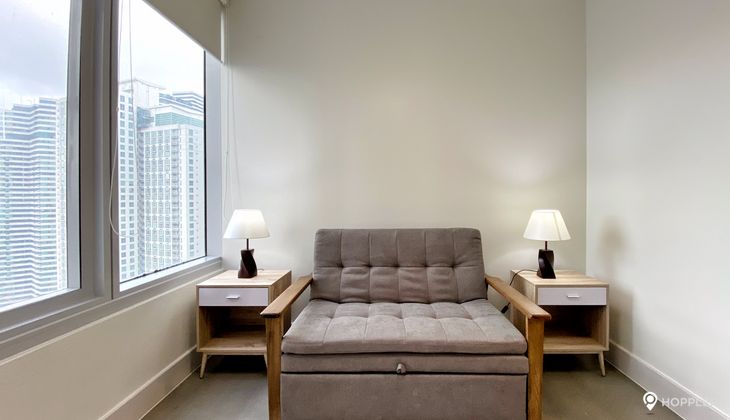 "2BR Condo for Rent in Lorraine at The Proscenium, Rockwell Center, Rockwell Center, Makati"02