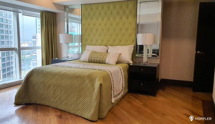 "3BR Condo for Rent in Forbes Tower Manila, Salcedo Village, Makati"08