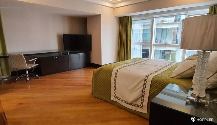 "3BR Condo for Rent in Forbes Tower Manila, Salcedo Village, Makati"09