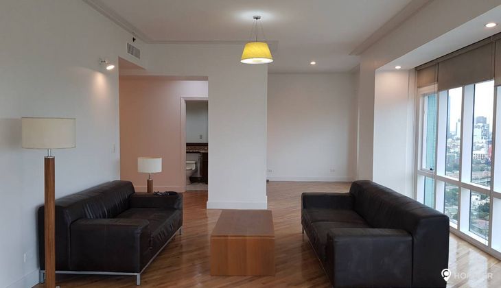 "2BR Condo for Rent in Hidalgo Place, Rockwell Center, Makati"04