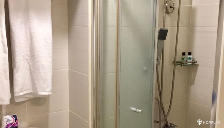 "Studio Condo for Rent in Jazz Residences, Bel-Air Village, Makati"04