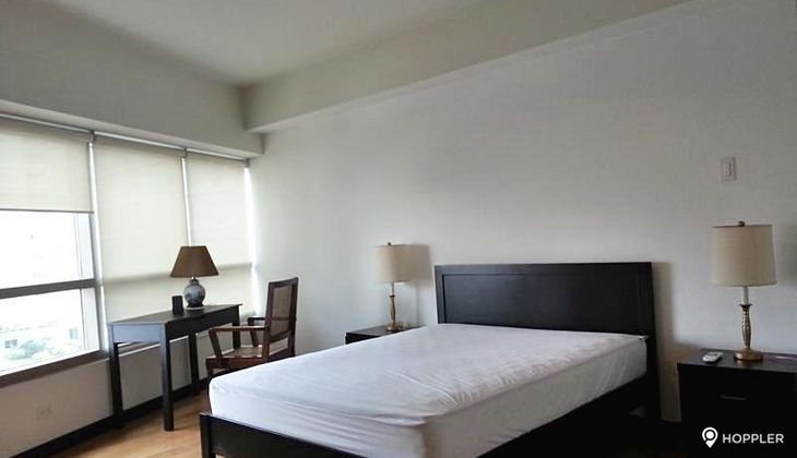 "2BR Condo for Rent in The Residences at Greenbelt, Legazpi Village, Makati"09