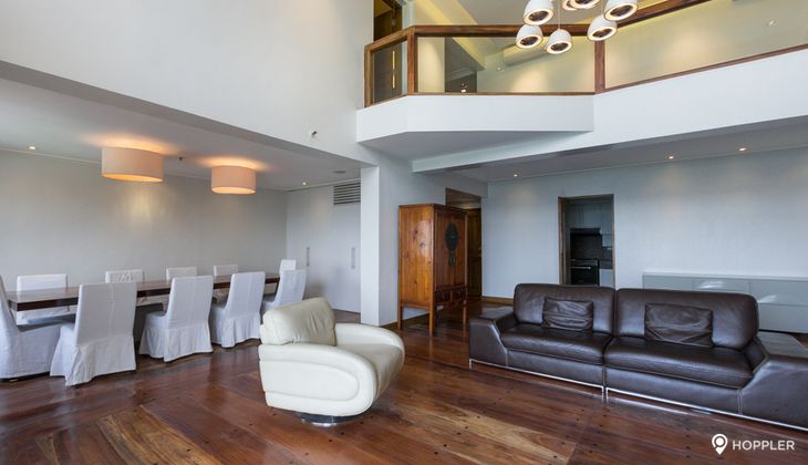 "4BR Condo for Rent in Le Metropole, Salcedo Village, Makati"10
