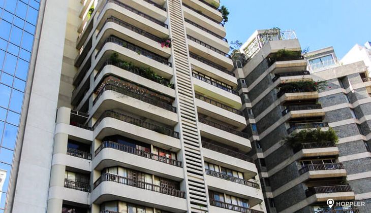 "3BR Condo for Rent in LPL Plaza, Salcedo Village, Makati"02