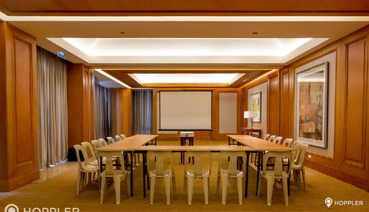 "2BR Condo for Rent in Hidalgo Place, Rockwell Center, Makati"06