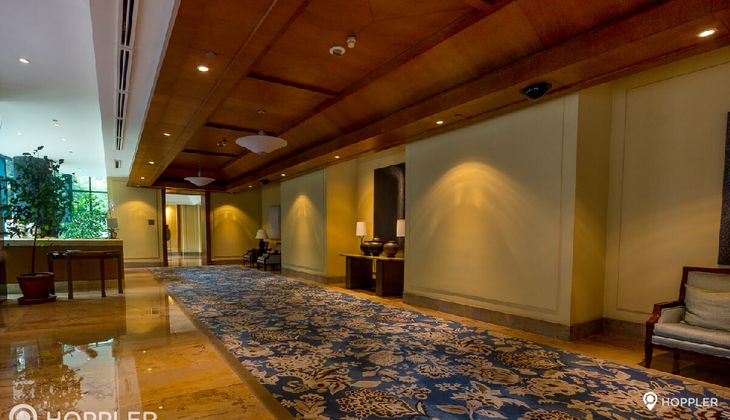 "2BR Condo for Rent in Hidalgo Place, Rockwell Center, Makati"10