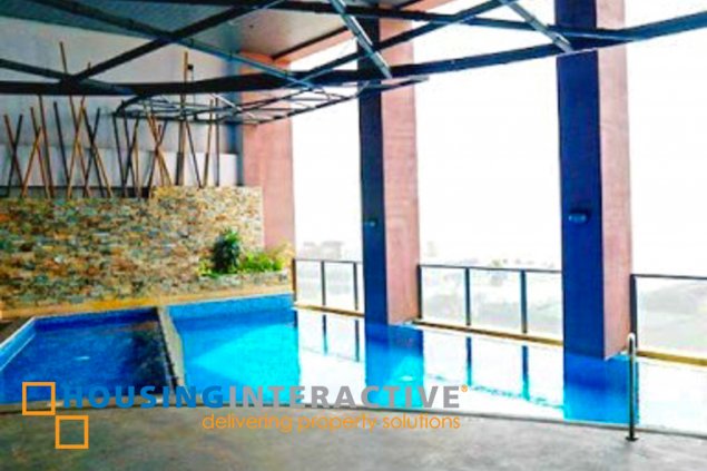 "Chic Studio unit at Eton Baypark Manila, for Lease"04
