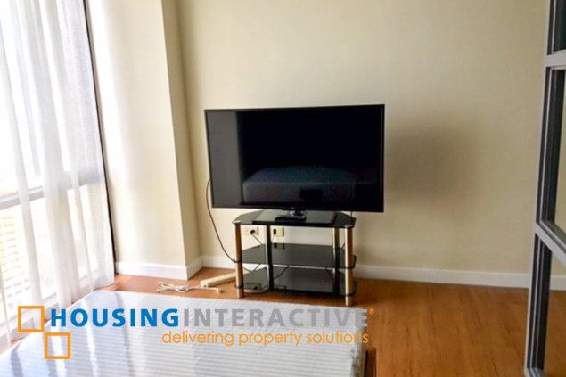"Chic Studio unit at Eton Baypark Manila, for Lease"07