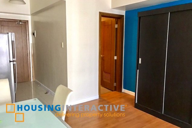 "Chic Studio unit at Eton Baypark Manila, for Lease"08