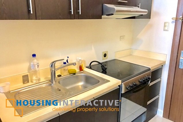 "Chic Studio unit at Eton Baypark Manila, for Lease"09